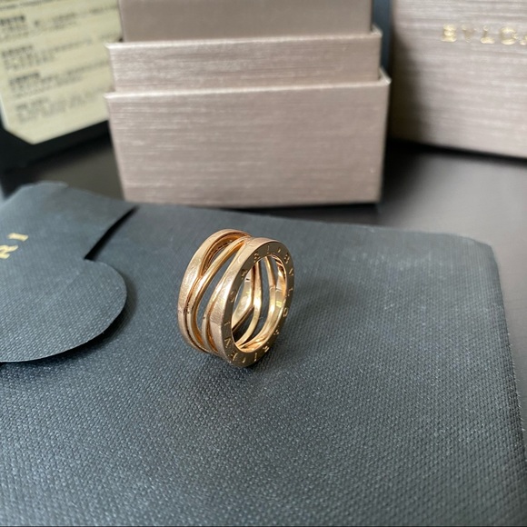 Bvlgari B.Zero1 by Zaha Hadid - Picture 15 of 15